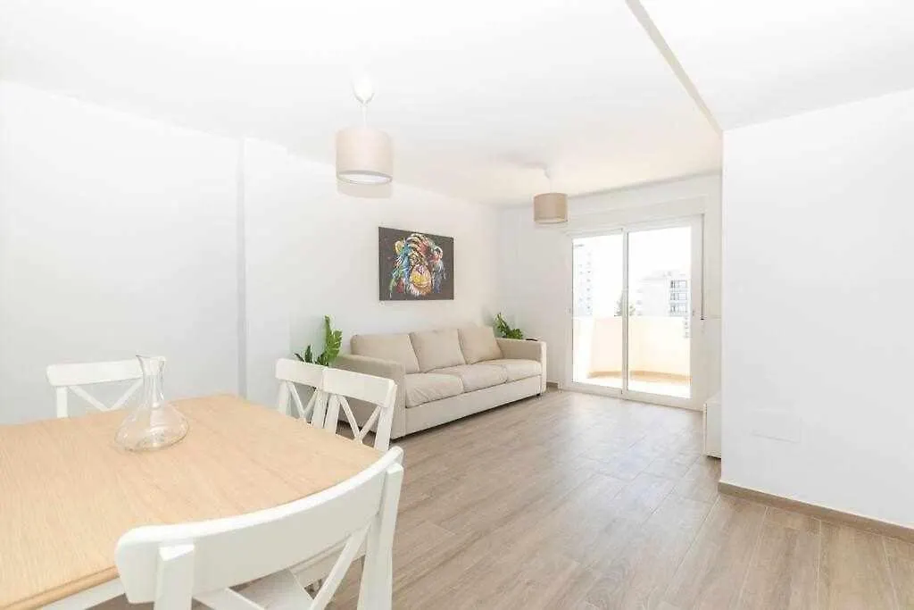 Apartment Santa Marta Al Lado De Los Servicios Y De La Playa Benalmadena Spain